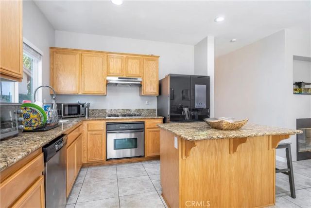 3227 Thistlewood Lane, Perris, CA 92571