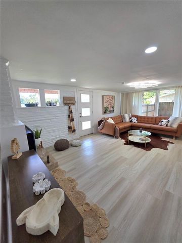 1205 WILLIS AVENUE, Sarasota, FL 34232