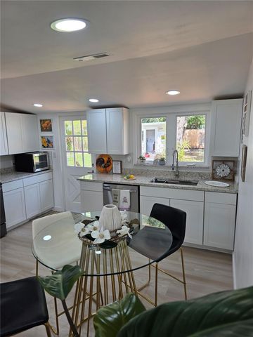1205 WILLIS AVENUE, Sarasota, FL 34232