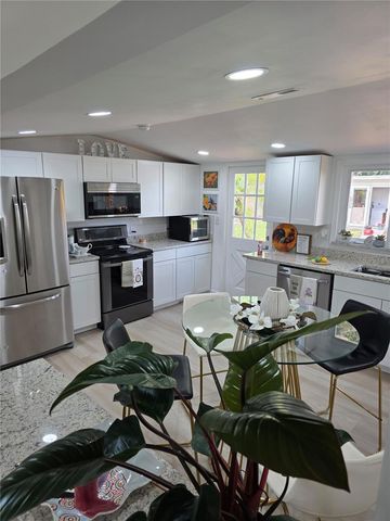 1205 WILLIS AVENUE, Sarasota, FL 34232