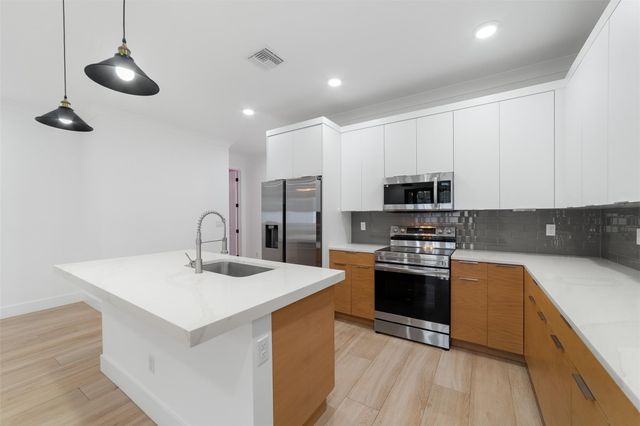 6810 Church Street, Jupiter, FL 33458