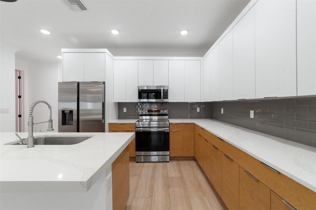 6810 Church Street, Jupiter, FL 33458