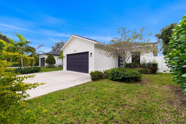 6810 Church Street, Jupiter, FL 33458