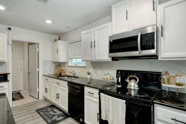 13608 Abigail Adams ST, Manor, TX 78653