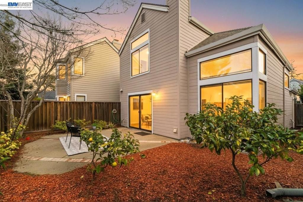 Image 17 of property listing at 35 35 Leonard Ct, Alameda, CA 94502