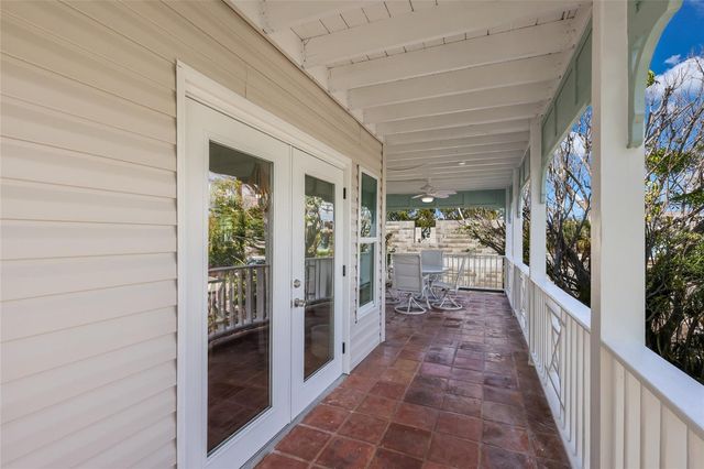 2412 AVENUE B, Bradenton Beach, FL 34217