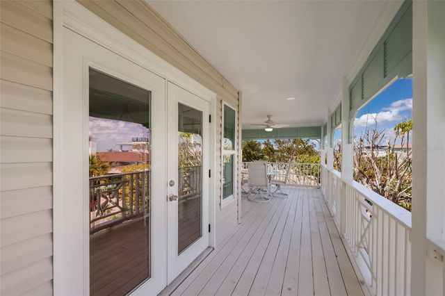 2412 AVENUE B, Bradenton Beach, FL 34217