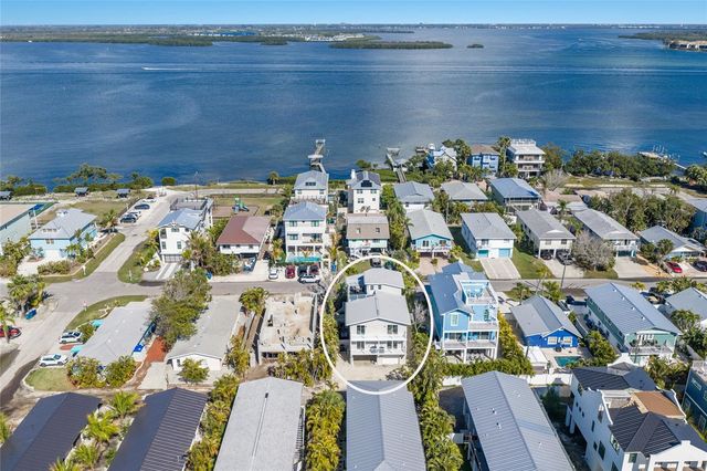 2412 AVENUE B, Bradenton Beach, FL 34217