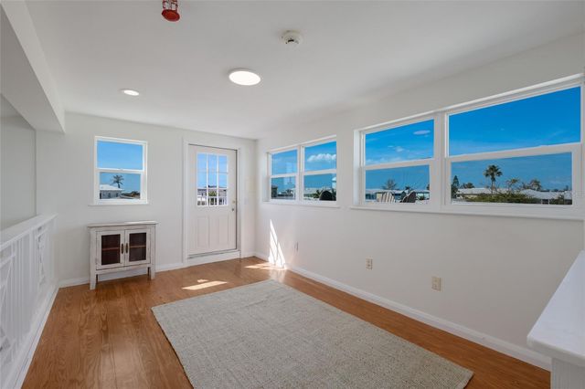 2412 AVENUE B, Bradenton Beach, FL 34217