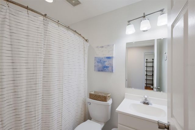 2412 AVENUE B, Bradenton Beach, FL 34217