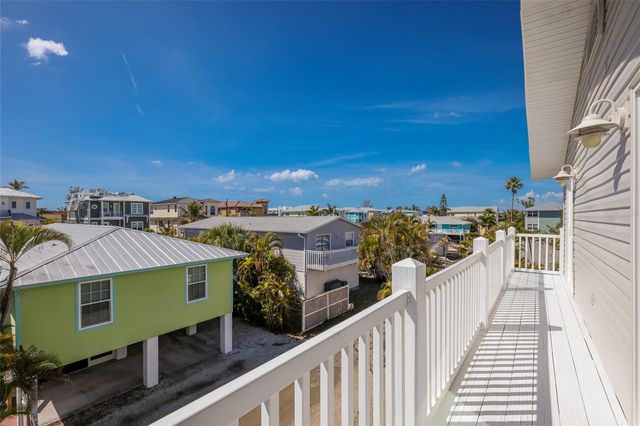 2412 AVENUE B, Bradenton Beach, FL 34217