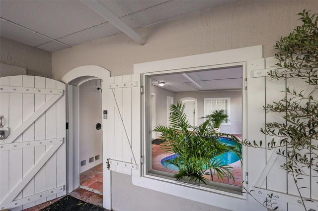 2412 AVENUE B, Bradenton Beach, FL 34217