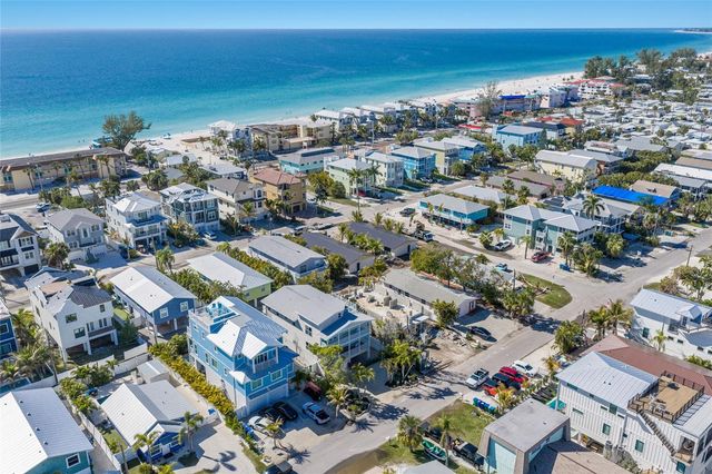 2412 AVENUE B, Bradenton Beach, FL 34217