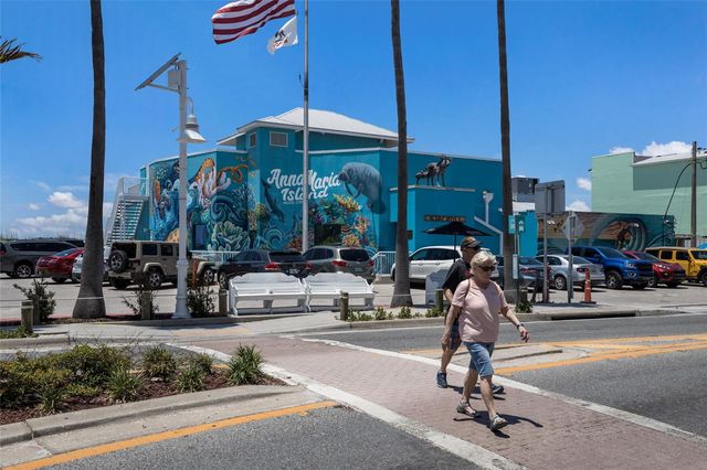 2412 AVENUE B, Bradenton Beach, FL 34217