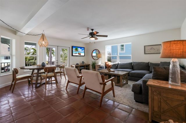 2412 AVENUE B, Bradenton Beach, FL 34217