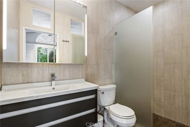 98 Carlsbad Lane, Aliso Viejo, CA 92656