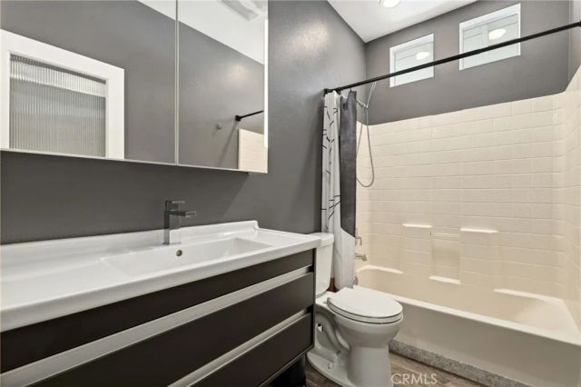 98 Carlsbad Lane, Aliso Viejo, CA 92656