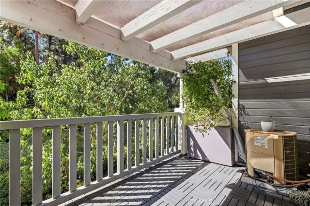 98 Carlsbad Lane, Aliso Viejo, CA 92656