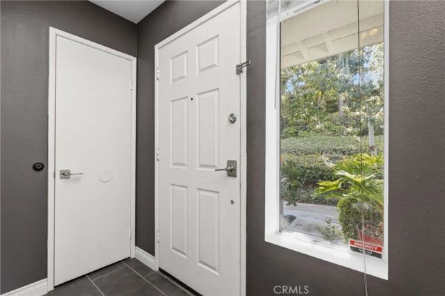 98 Carlsbad Lane, Aliso Viejo, CA 92656