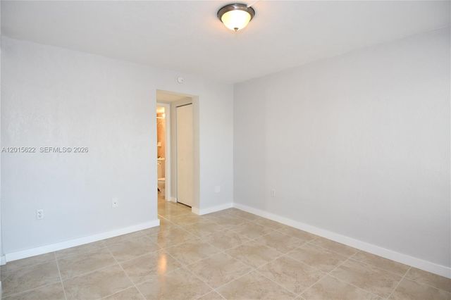 1398 NW 61st St 4, Miami, FL 33142