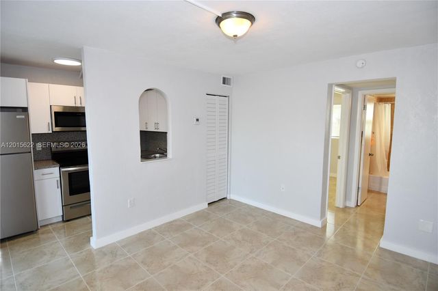 1398 NW 61st St 4, Miami, FL 33142