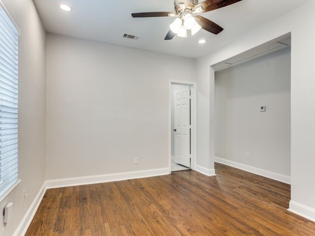 1500 E Morphy Street, Fort Worth, TX 76104