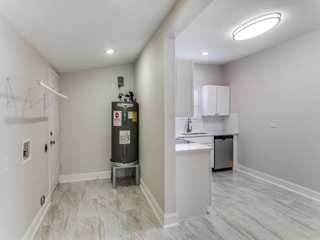 1500 E Morphy Street, Fort Worth, TX 76104