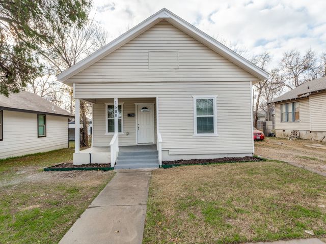 1500 E Morphy Street, Fort Worth, TX 76104