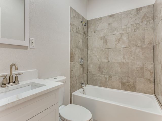 1500 E Morphy Street, Fort Worth, TX 76104