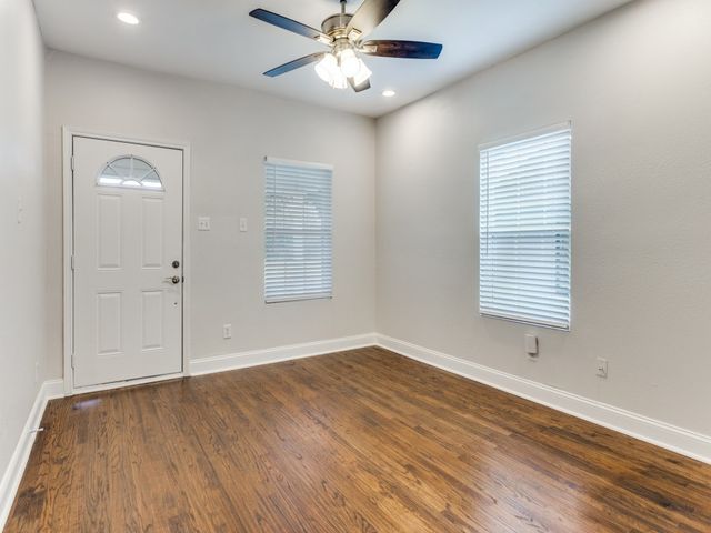 1500 E Morphy Street, Fort Worth, TX 76104