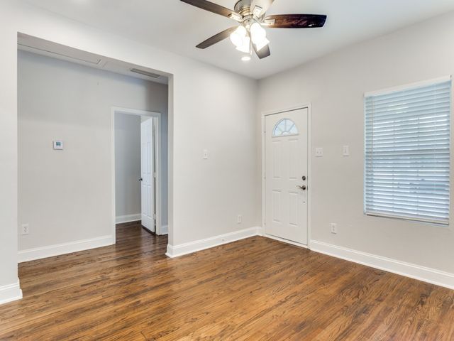 1500 E Morphy Street, Fort Worth, TX 76104