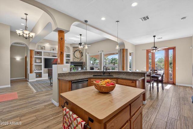 19337 W HURON Lane, Buckeye, AZ 85326