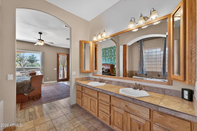 19337 W HURON Lane, Buckeye, AZ 85326