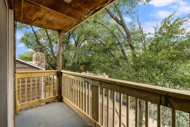 6903 Deatonhill DR 19, Austin, TX 78745