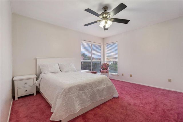 6903 Deatonhill DR 19, Austin, TX 78745