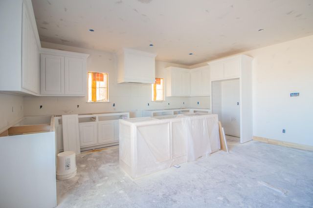 1002 N 3rd Street, Wolfforth, TX 79382