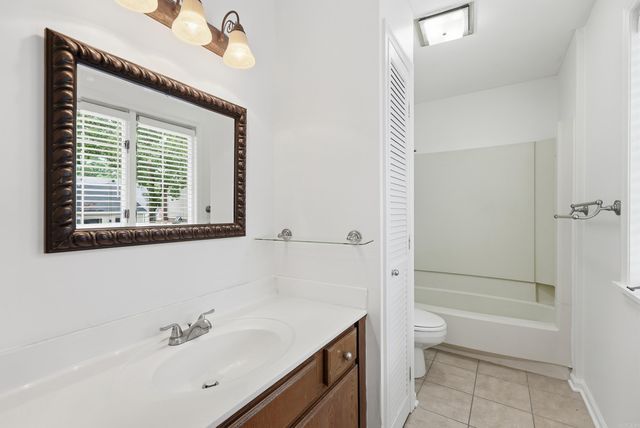86 Kingsbridge Way, Little Rock, AR 72212