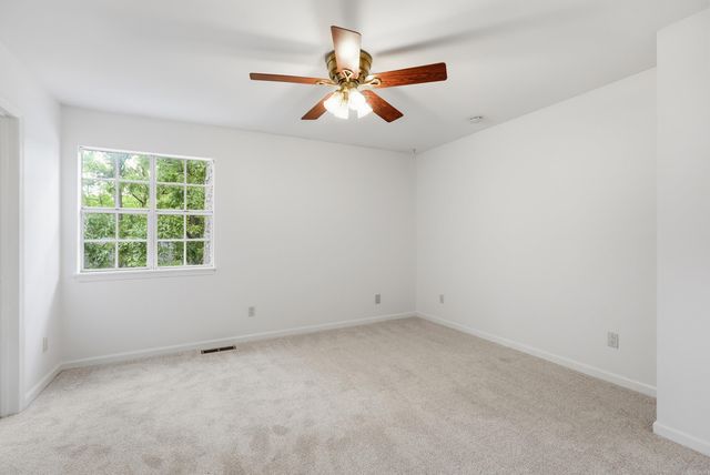 86 Kingsbridge Way, Little Rock, AR 72212