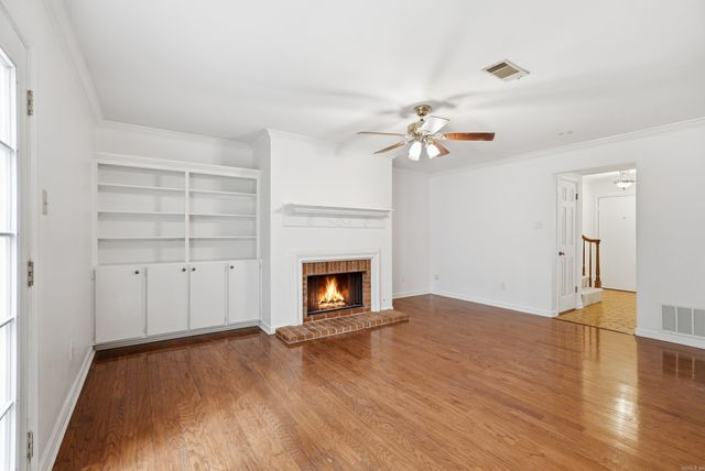 86 Kingsbridge Way, Little Rock, AR 72212
