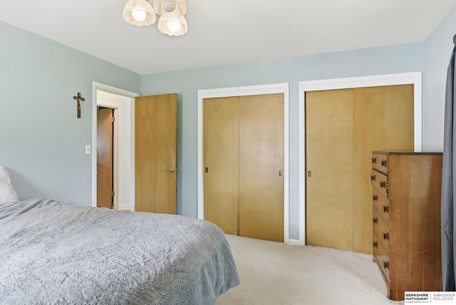 1251 Bellaire Boulevard, Bellevue, NE 68005