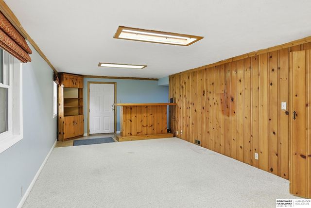 1251 Bellaire Boulevard, Bellevue, NE 68005