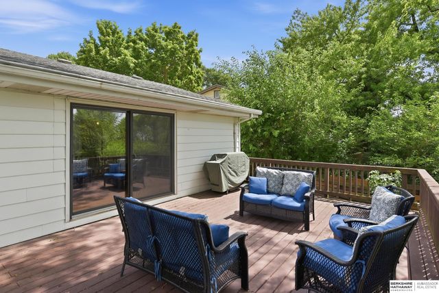 1251 Bellaire Boulevard, Bellevue, NE 68005