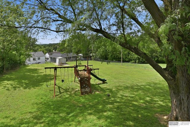 1251 Bellaire Boulevard, Bellevue, NE 68005