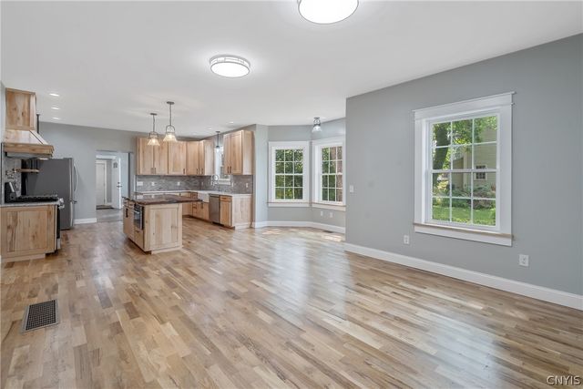 8914 Jackson Street, Brutus, NY 13166