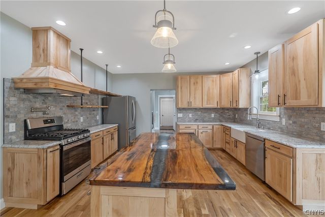 8914 Jackson Street, Brutus, NY 13166