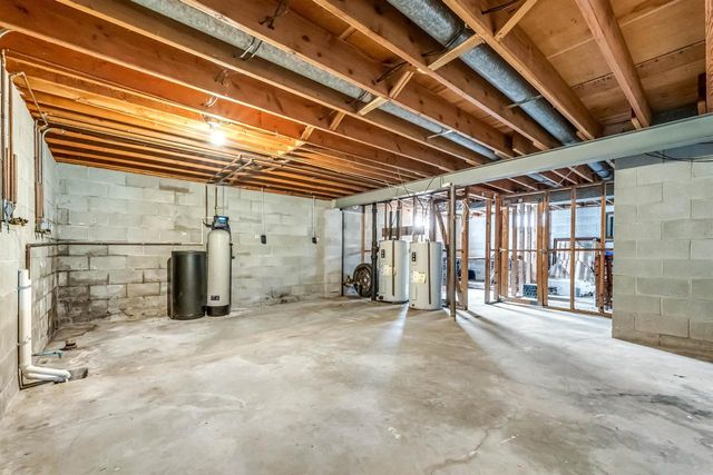 1801 MASON STREET, New Holstein, WI 53061