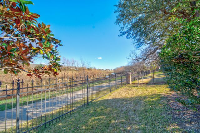 730 E Peninsula Drive, Coppell, TX 75019