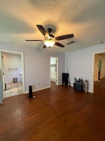 251 Private Road 8179, Ben Wheeler, TX 75754