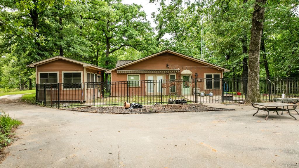 251 Private Road 8179, Ben Wheeler, TX 75754