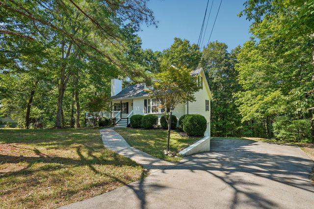 1041 Cross Country Dr, Kingston Springs, TN 37082